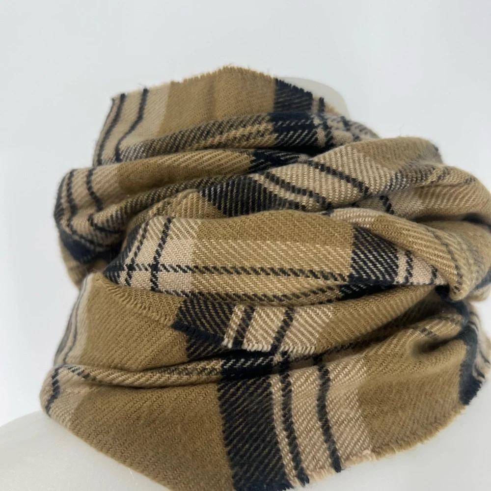 John Ashford elegant plaid